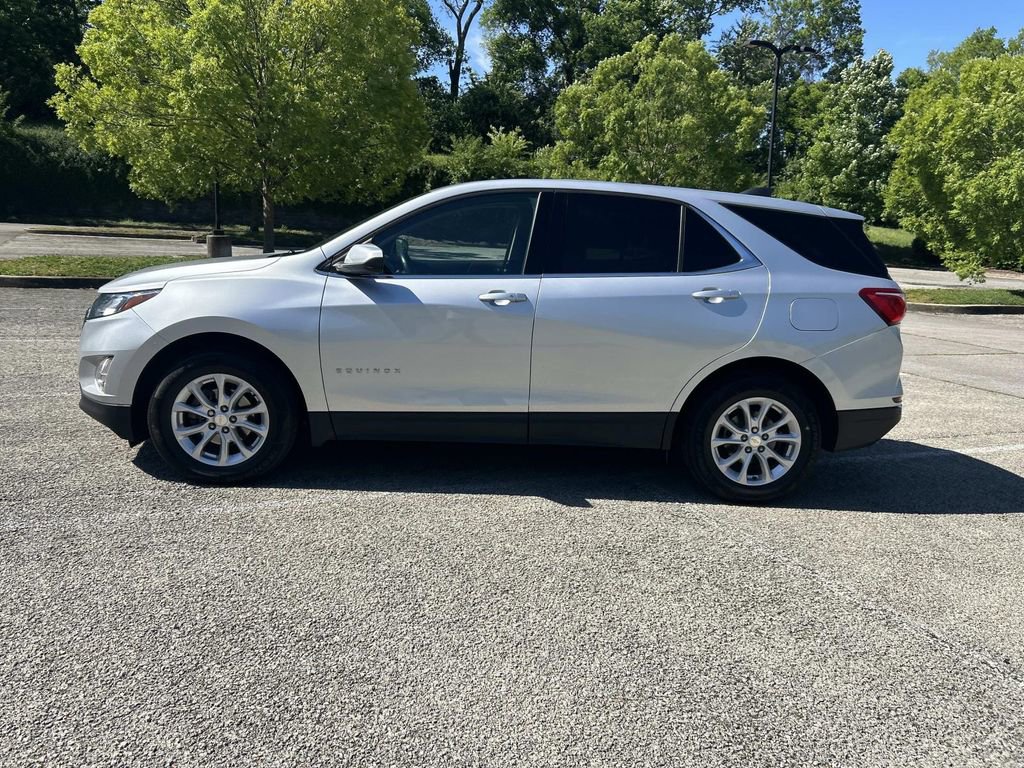 Used 2020 Chevrolet Equinox LT w/ Driver Convenience Package FWD image 4