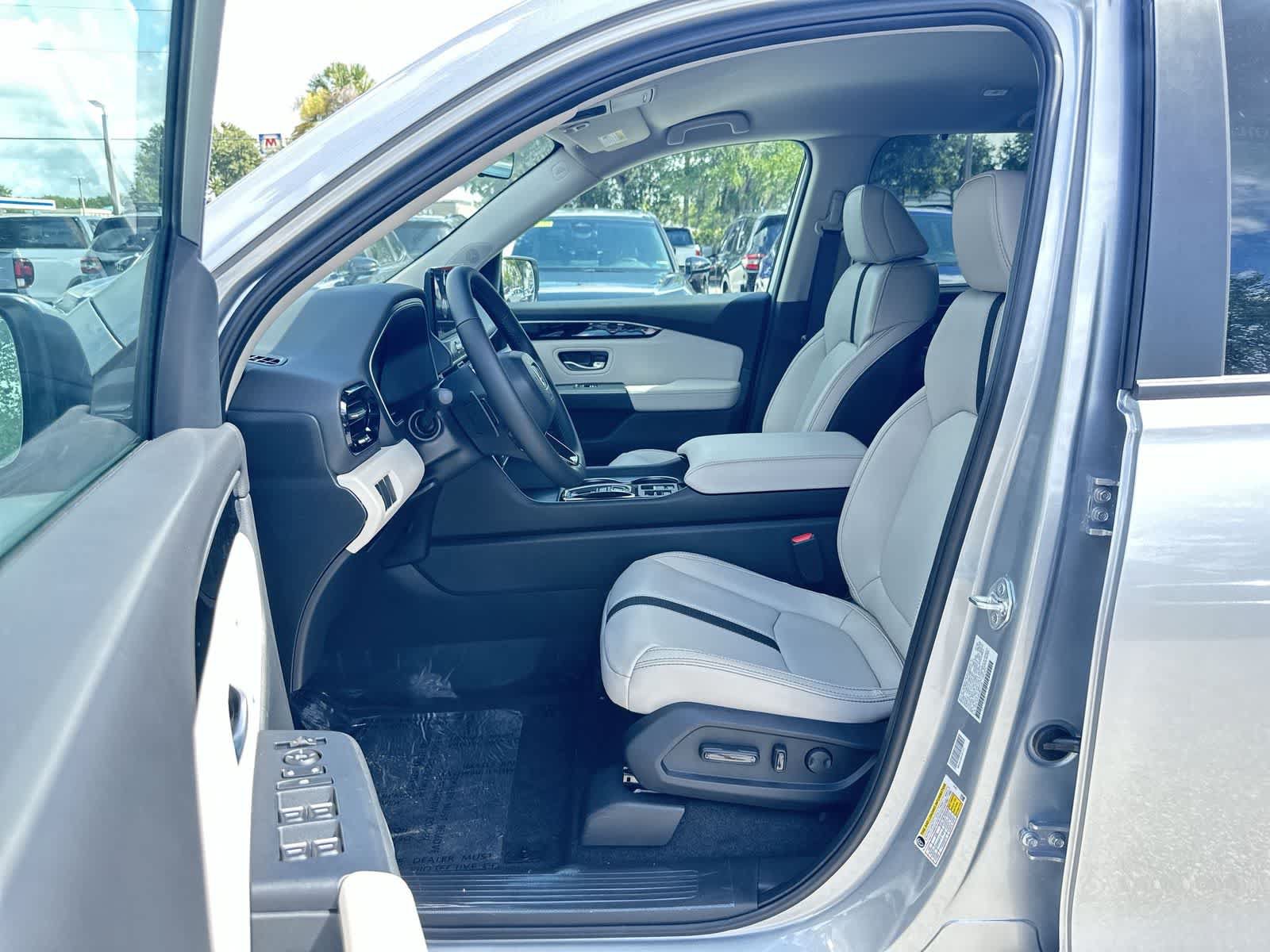 New 2026 Honda Pilot EX-L image 2