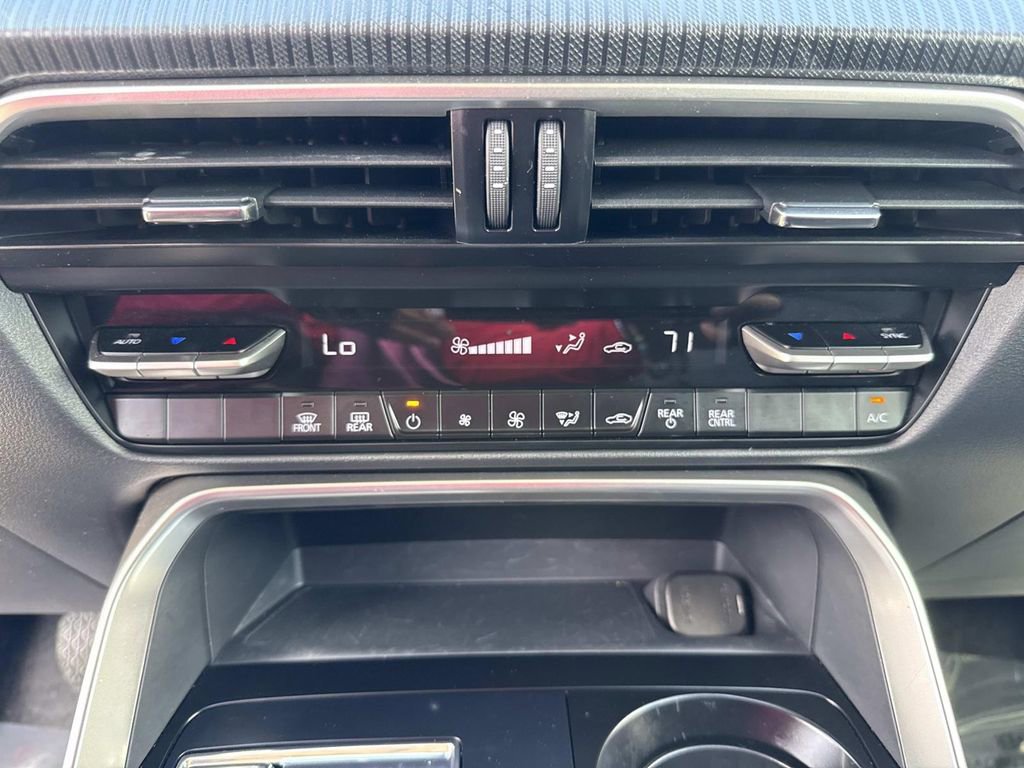 Certified 2025 MAZDA CX-90 3.3 Turbo w/ Select Package image 36