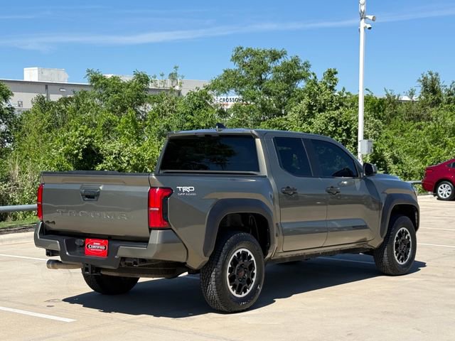 Used 2024 Toyota Tacoma TRD Off-Road image 5
