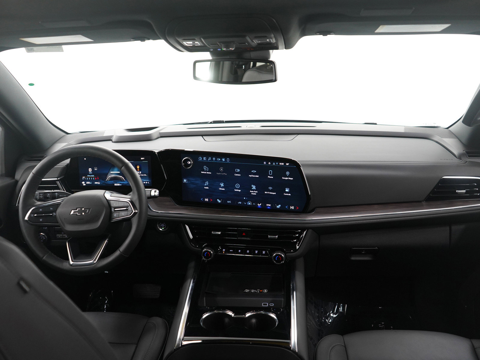 Used 2025 Chevrolet Tahoe Z71 w/ Z71 Off-Road Package image 14