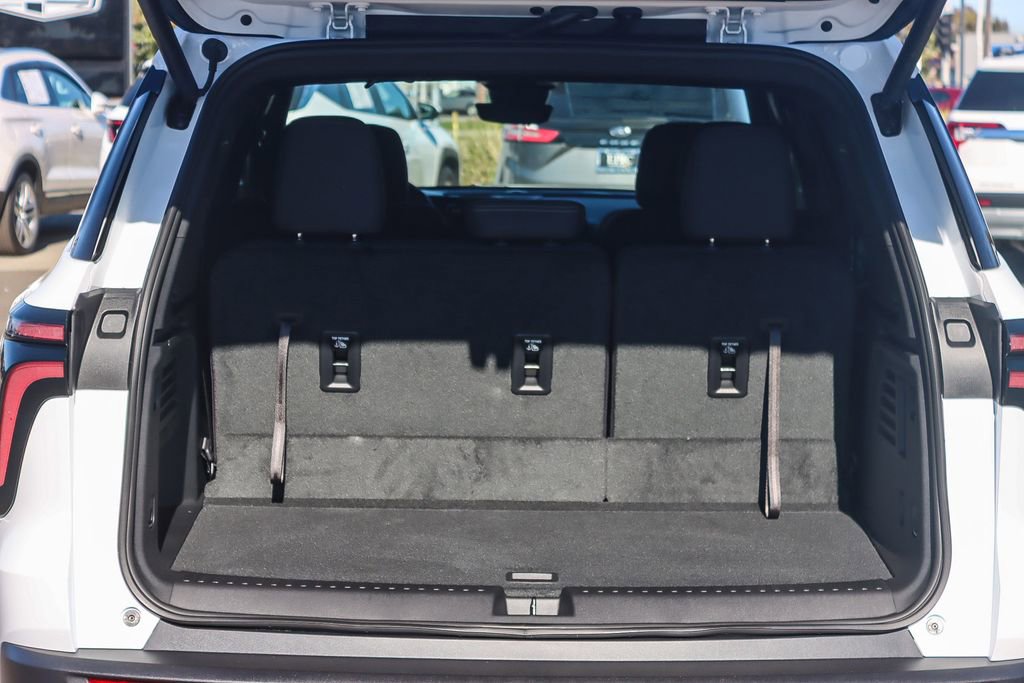 New 2026 Chevrolet Traverse LT w/ Enhanced Driving Package image 25