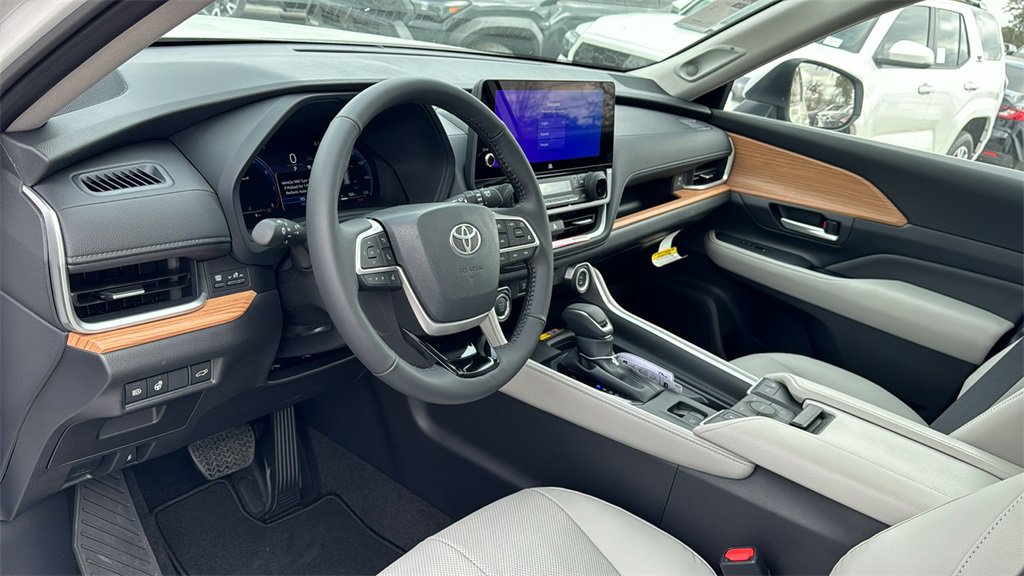 New 2026 Toyota Grand Highlander Limited image 16