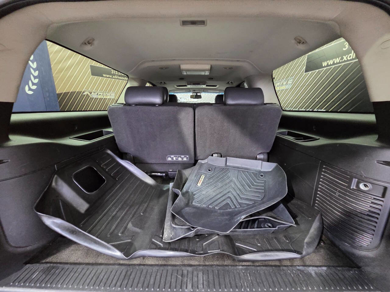 Used 2014 Chevrolet Suburban LT image 33