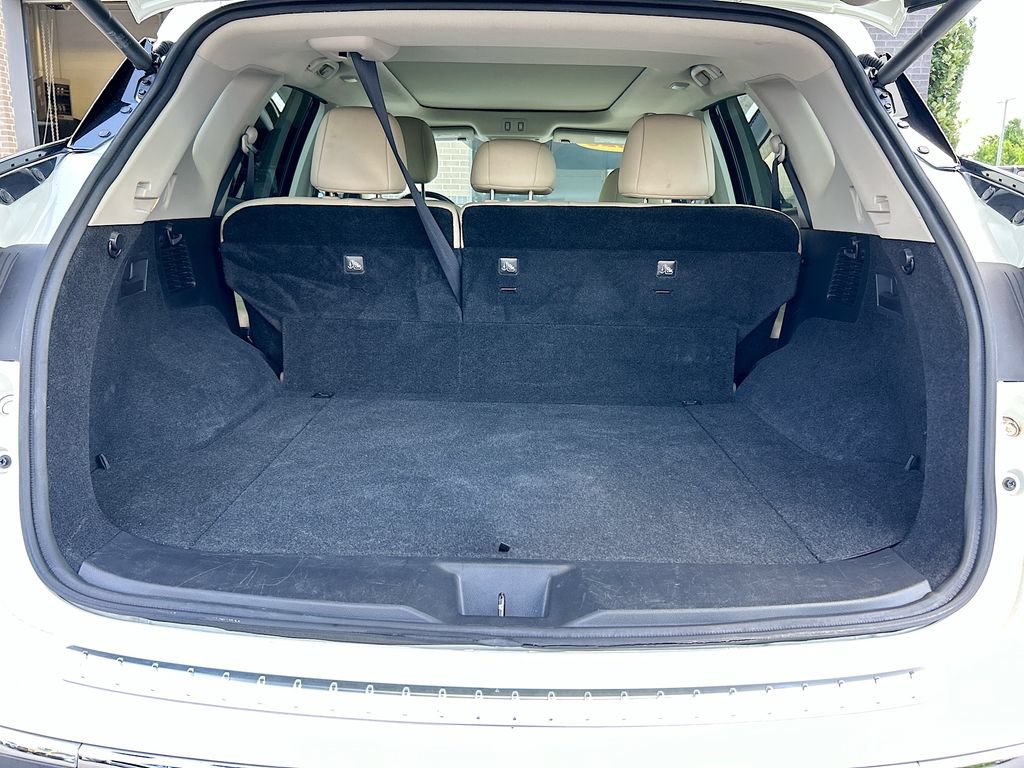 Used 2020 Nissan Murano SL w/ Moonroof Package FWD image 13