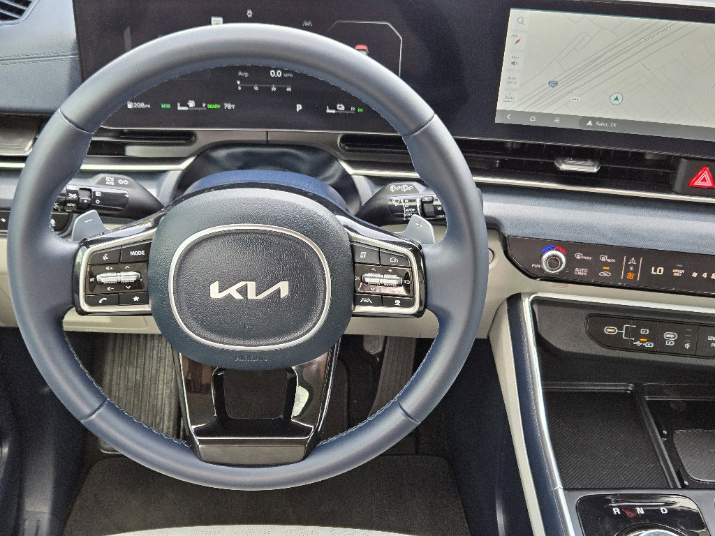 Used 2026 Kia Carnival SX image 10