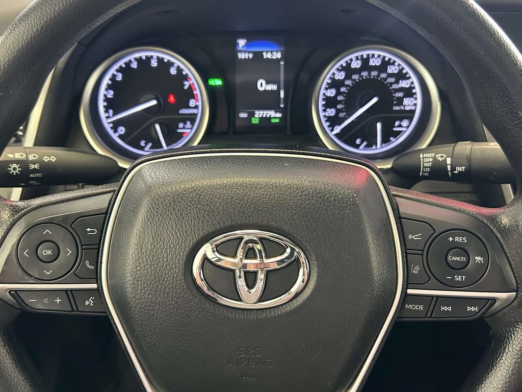 Used 2024 Toyota Camry LE w/ Convenience Package FWD image 27