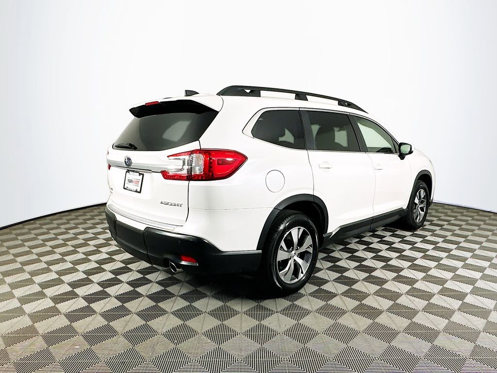 Used 2025 Subaru Ascent Premium w/ Premium Package AWD/4WD image 10