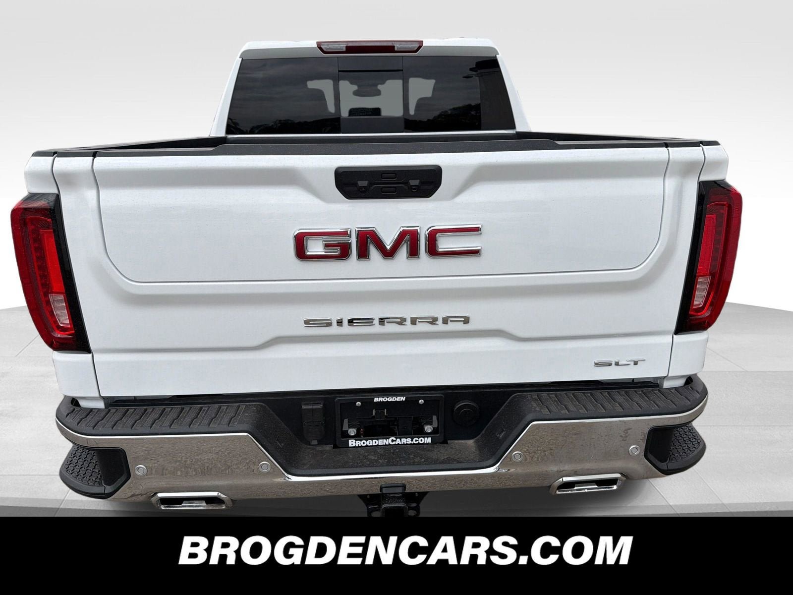 New 2026 GMC Sierra 1500 SLT AWD/4WD image 7