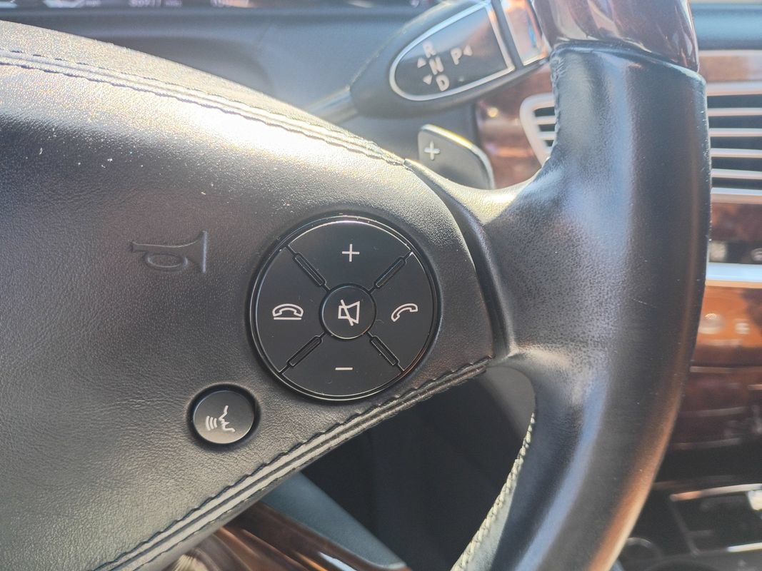 Used 2013 Mercedes-Benz CL 550 4MATIC image 23