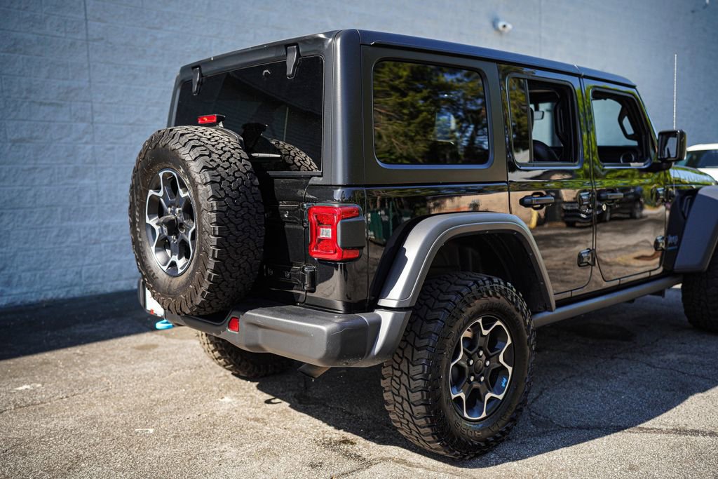 Used 2023 Jeep Wrangler Unlimited Rubicon 4xe w/ Steel Bumper Group AWD/4WD image 15