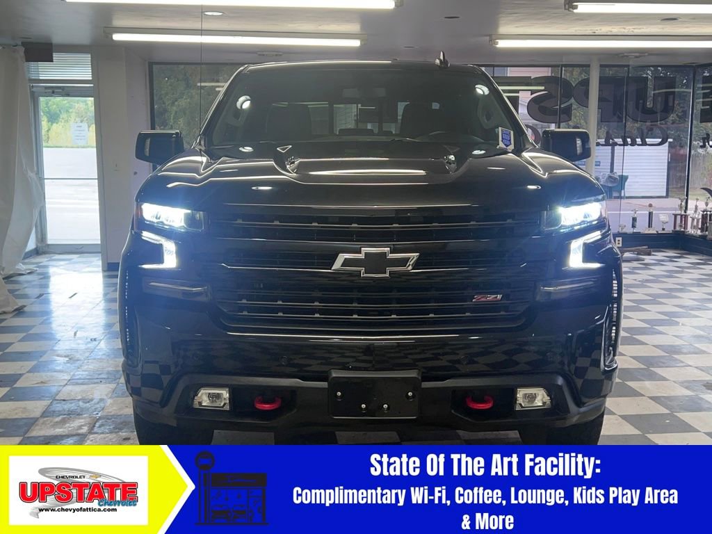 Used 2021 Chevrolet Silverado 1500 LT Trail Boss image 3
