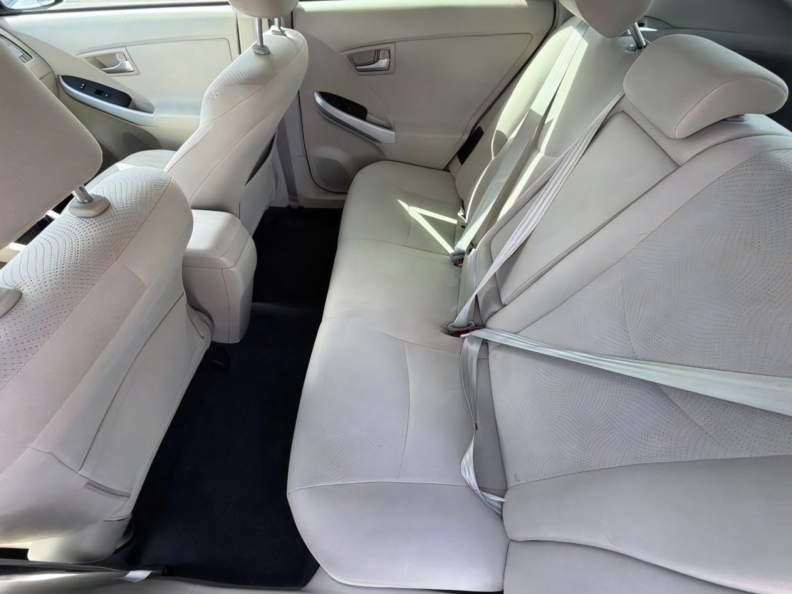 Used 2013 Toyota Prius Three image 12