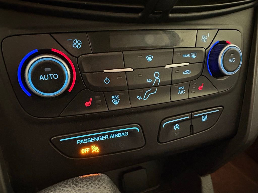 Used 2018 Ford Escape SE image 30