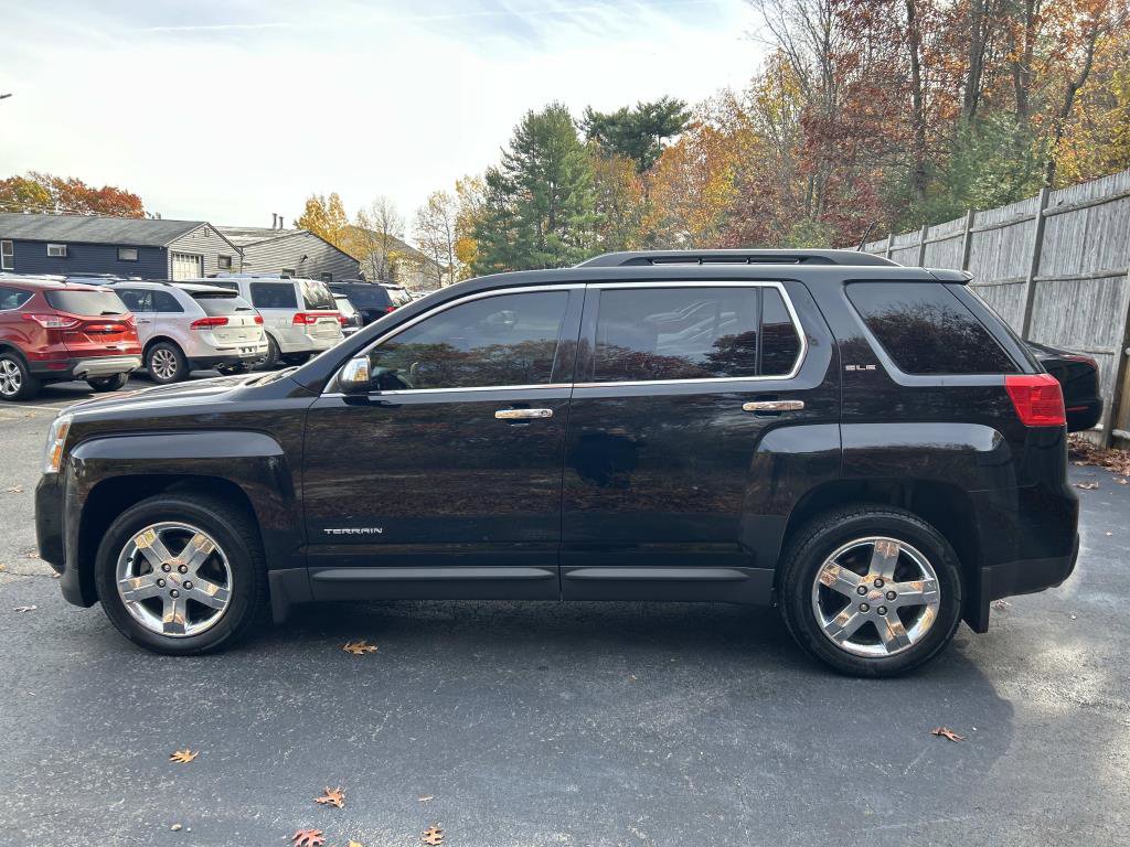 Used 2013 GMC Terrain SLE w/ Chrome and Technology Package image 6
