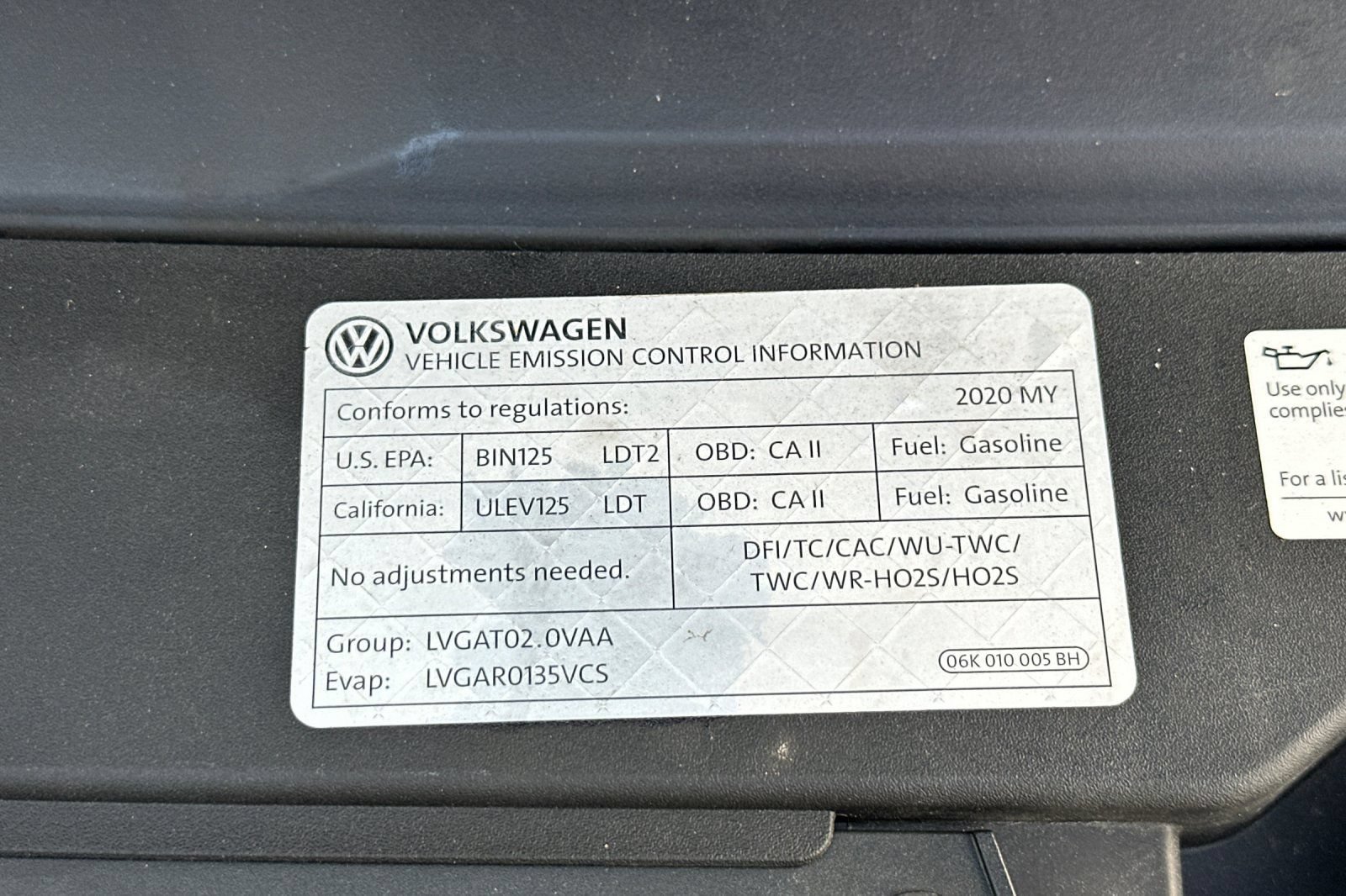Used 2020 Volkswagen Atlas Cross Sport SE AWD/4WD image 35