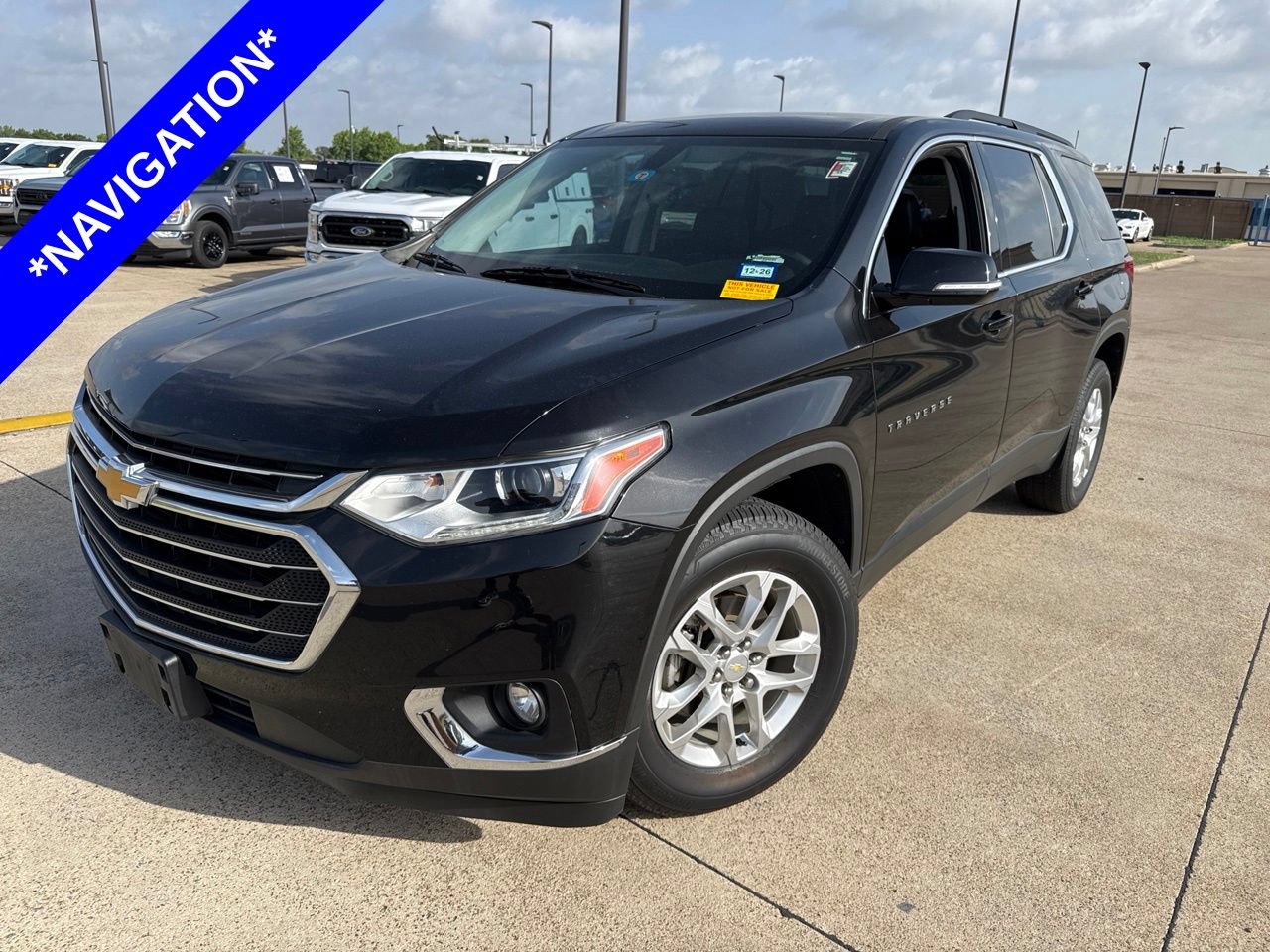 Used 2019 Chevrolet Traverse LT FWD image 1