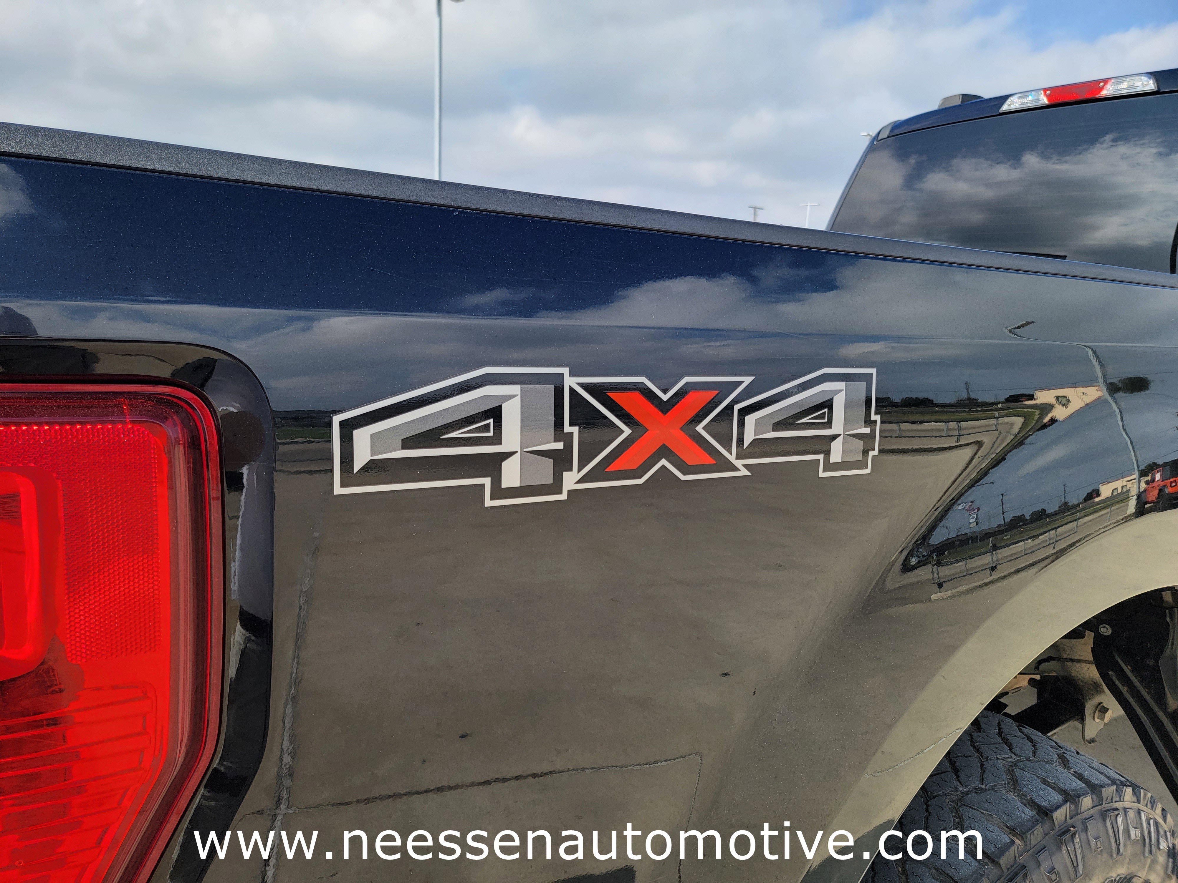 Used 2022 Ford F250 XL w/ STX Appearance Package image 8