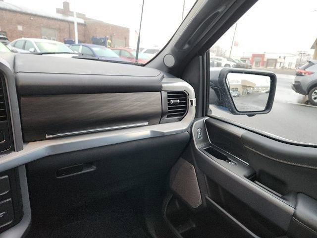 Used 2025 Ford F150 Lariat w/ Equipment Group 501A Mid image 21