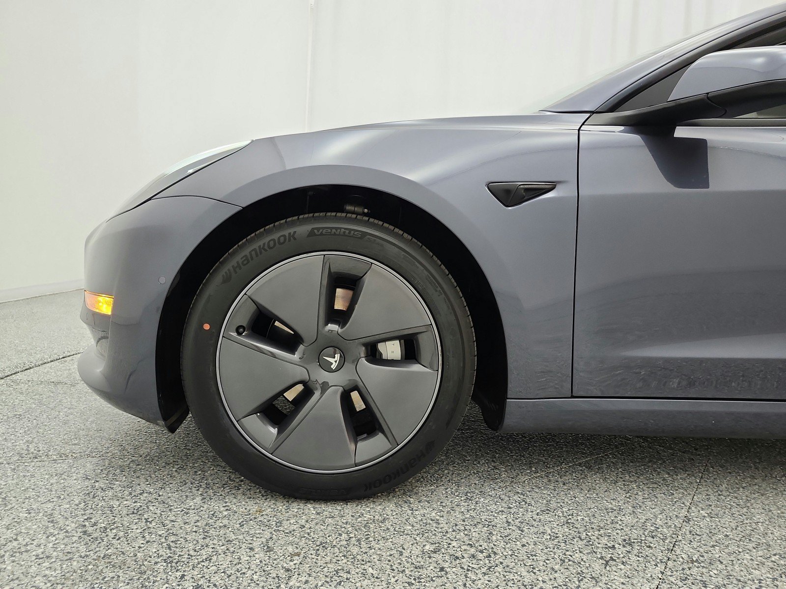 Used 2022 Tesla Model 3 Long Range AWD/4WD image 17