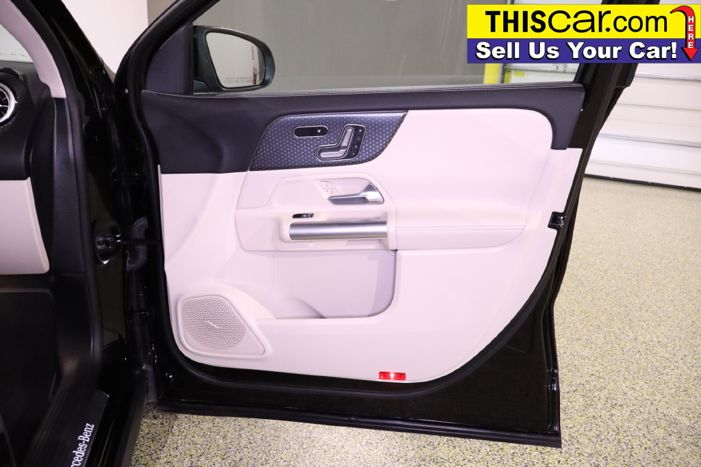 Used 2025 Mercedes-Benz GLA 250 image 40