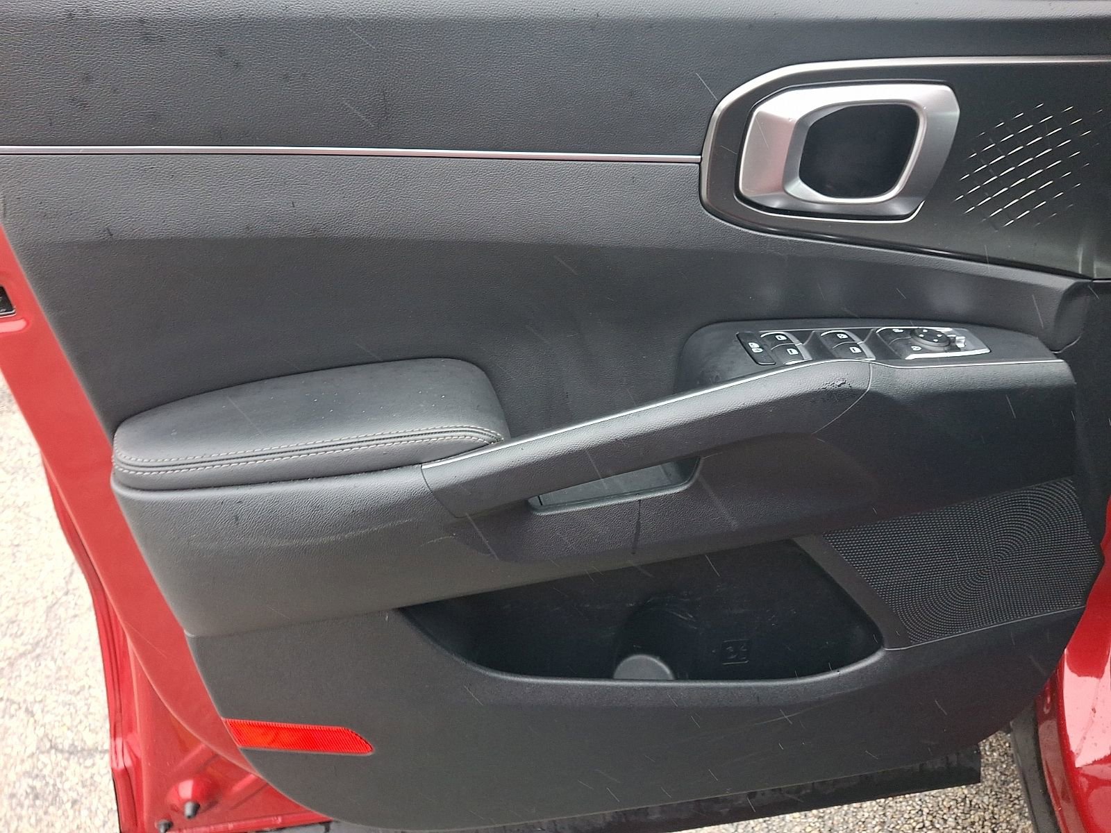 Used 2023 Kia Sorento EX image 12