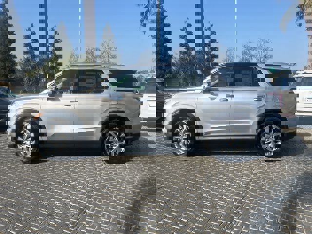 New 2025 Hyundai Palisade SE image 3