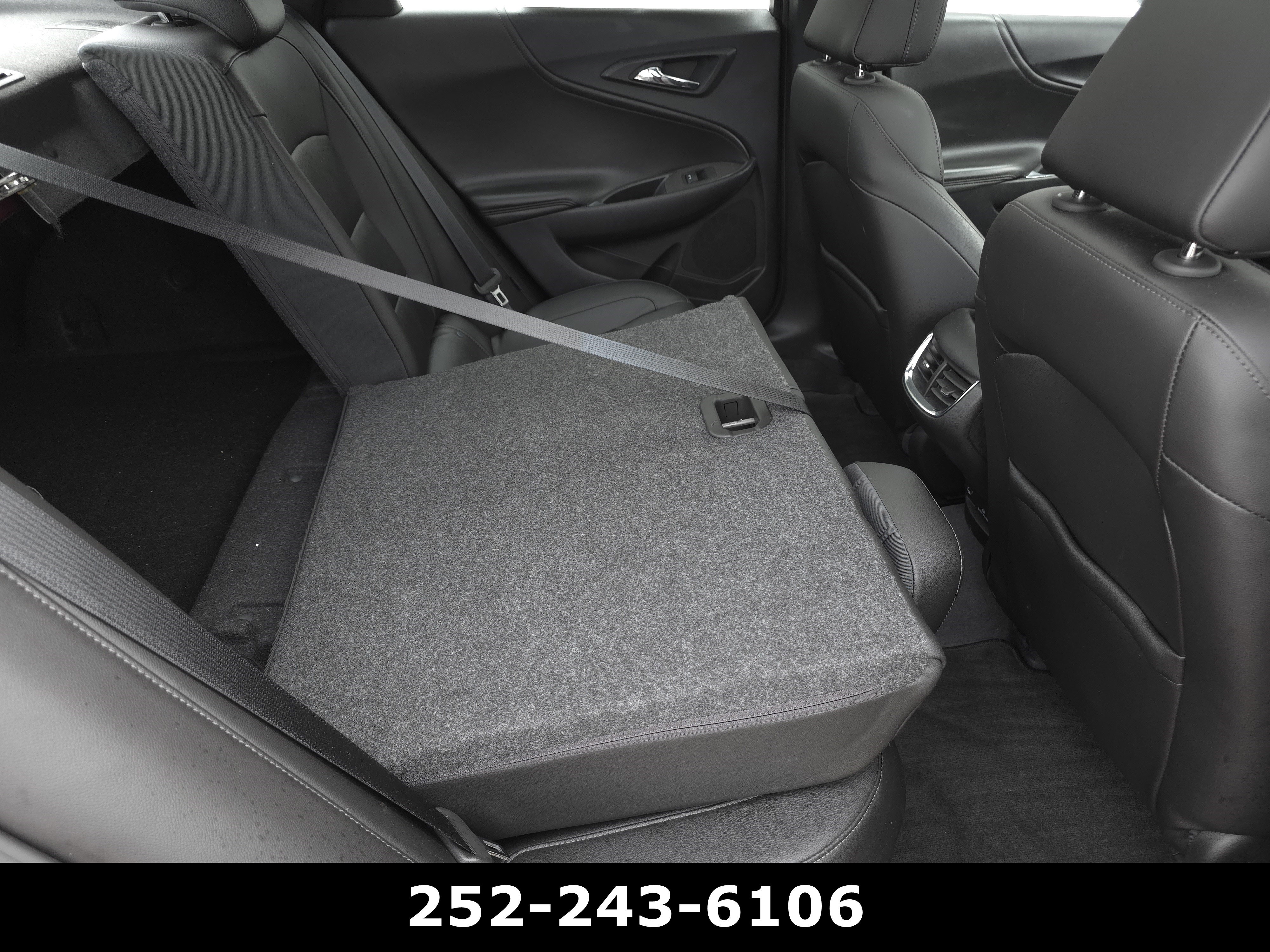 Used 2018 Chevrolet Malibu LT w/ Leather Package image 31