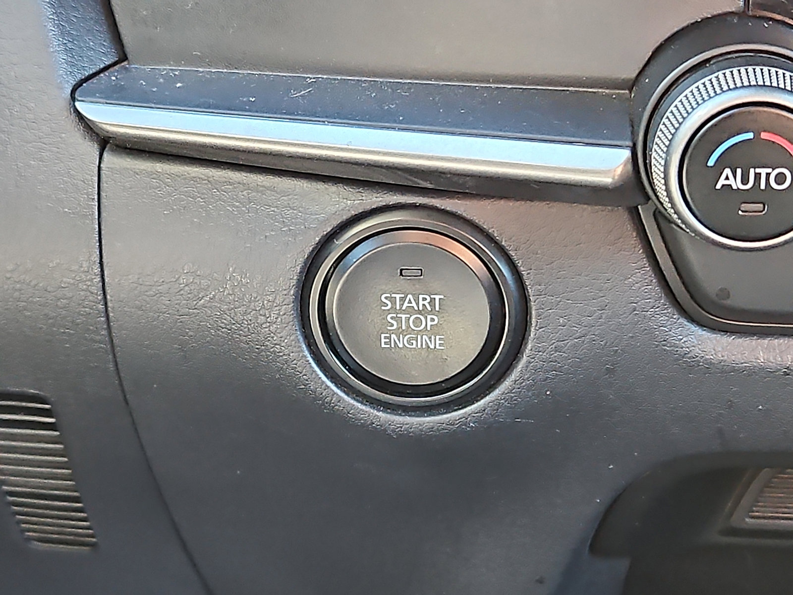 Certified 2023 MAZDA CX-30 AWD 2.5 S w/ Select Package image 22