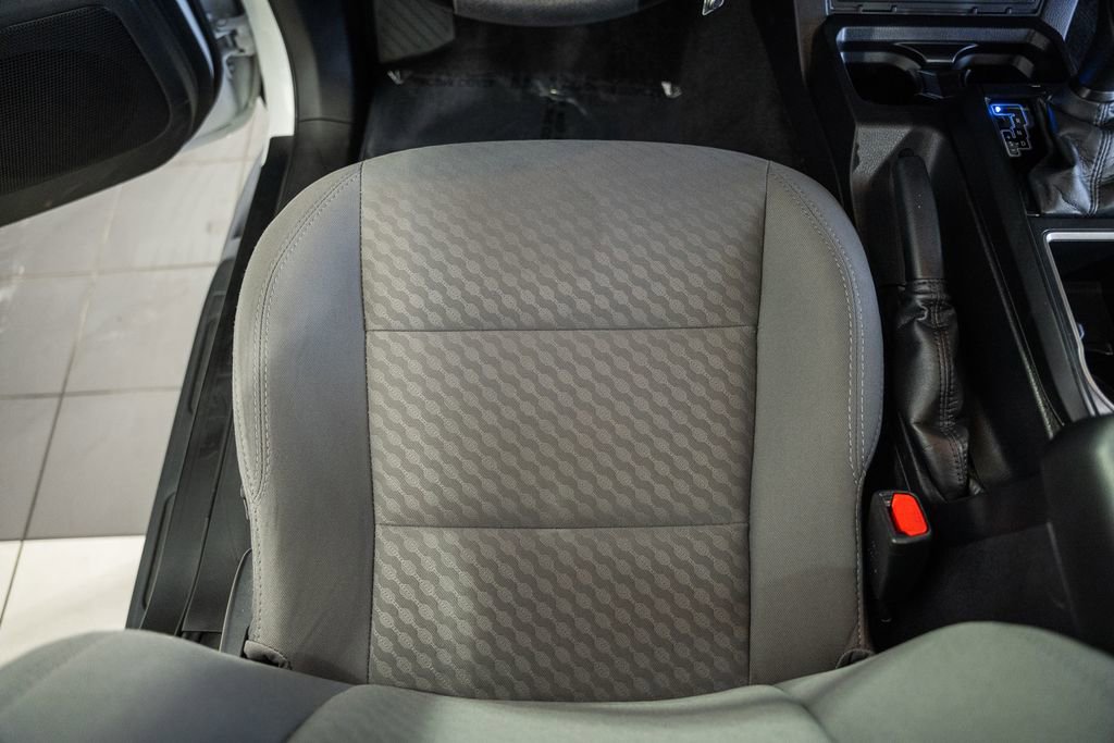 Used 2021 Toyota Tacoma SR w/ SR Convenience Package image 26