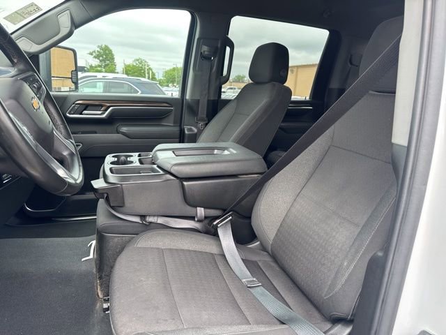 Used 2025 Chevrolet Silverado 2500 LT AWD/4WD image 11