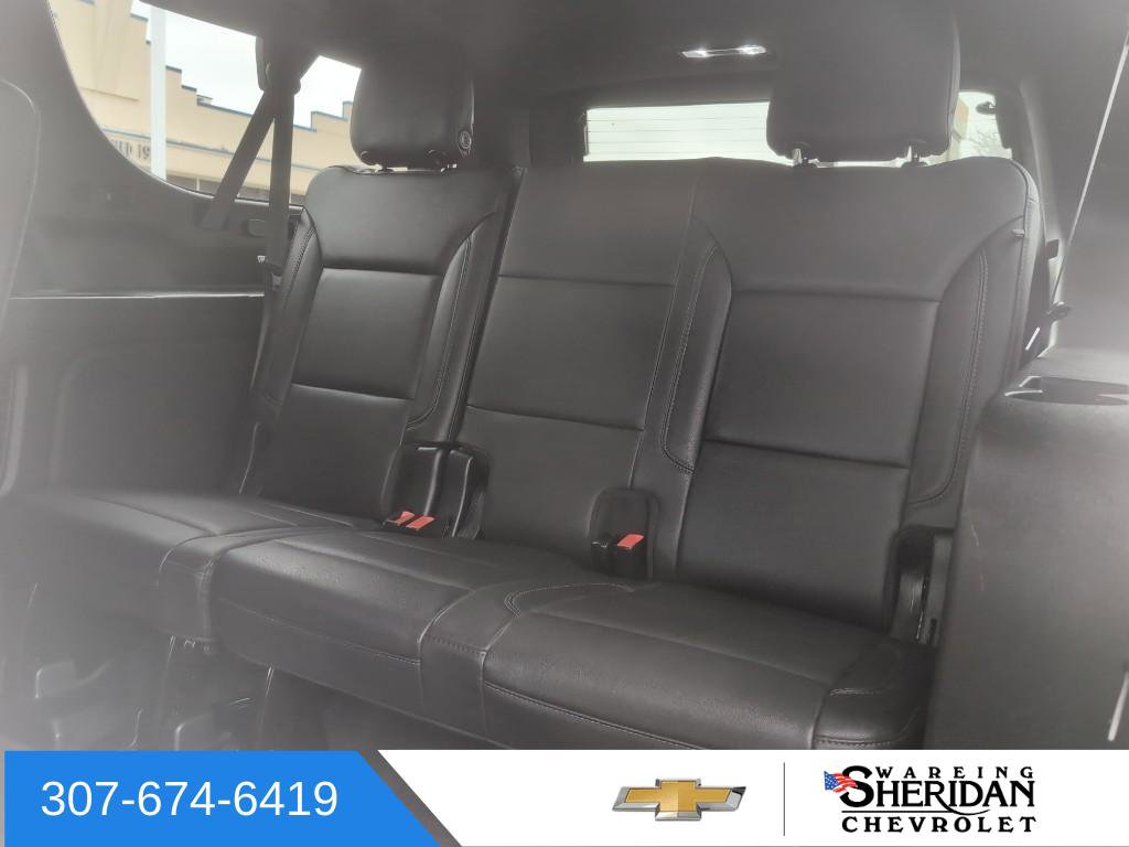 Used 2021 Chevrolet Suburban LT w/ Luxury Package image 28