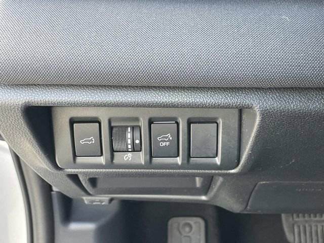 Used 2025 Subaru Outback Premium w/ Popular Package #1A image 17