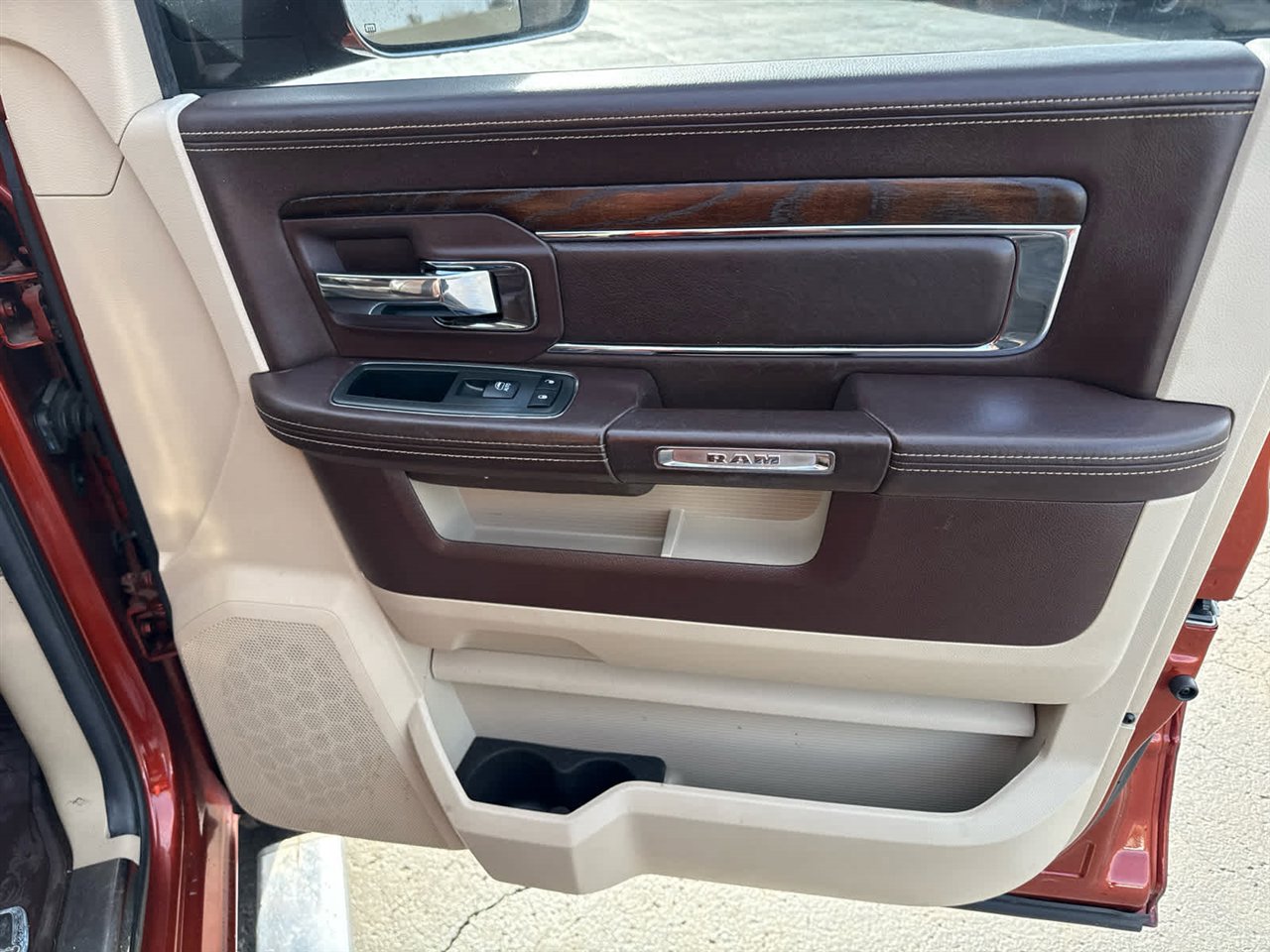 Used 2013 RAM 3500 Laramie Longhorn image 28