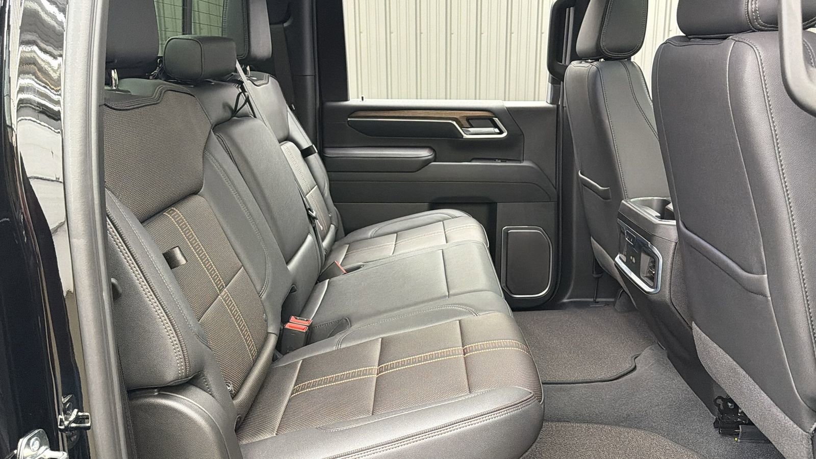 Used 2025 Chevrolet Silverado 2500 High Country w/ Technology Package image 42