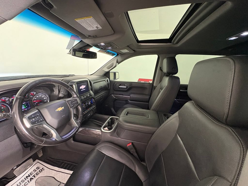 Used 2021 Chevrolet Silverado 1500 LTZ w/ LTZ Premium Package AWD/4WD image 16