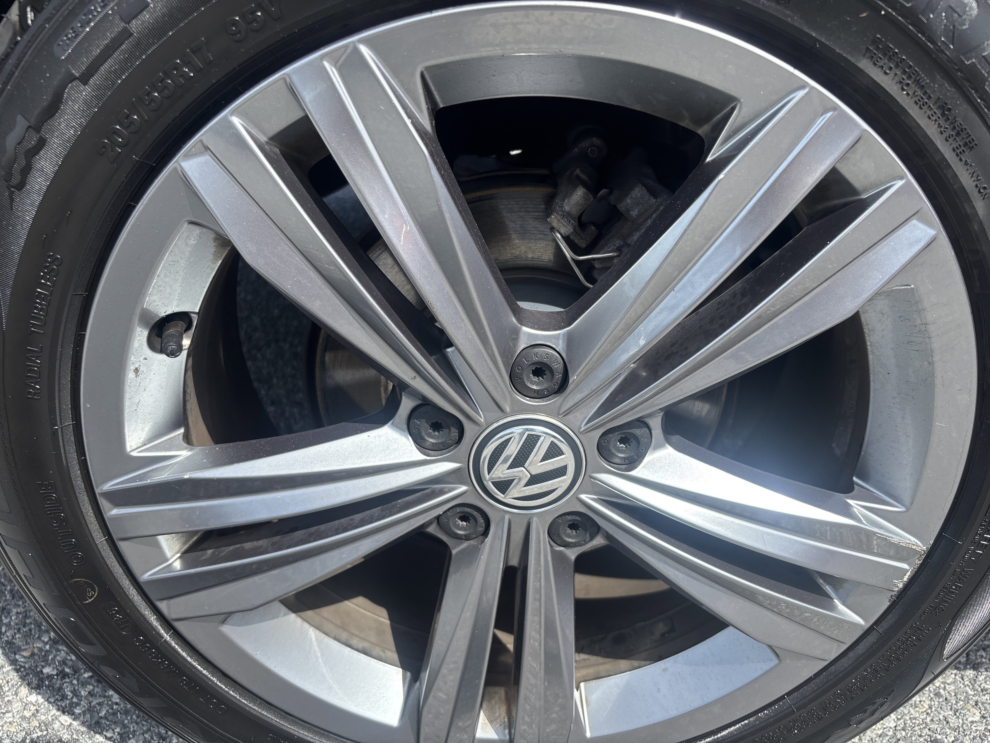 Used 2019 Volkswagen Jetta R-Line FWD image 21