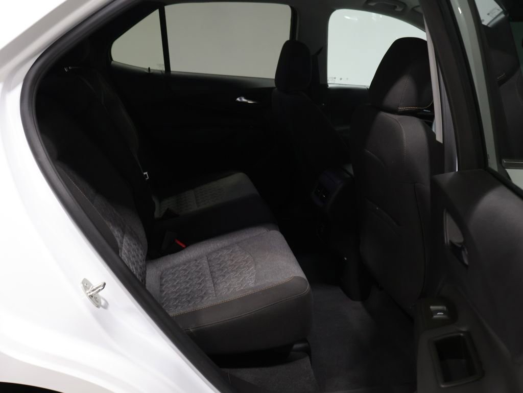 Used 2023 Chevrolet Equinox LT image 18