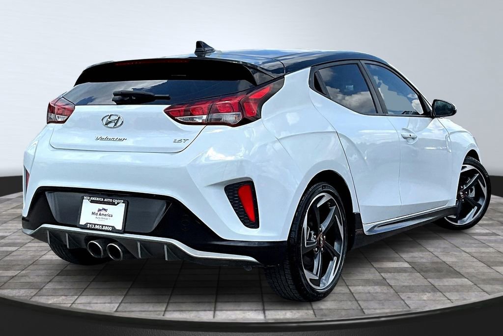 Used 2019 Hyundai Veloster Turbo Ultimate image 2