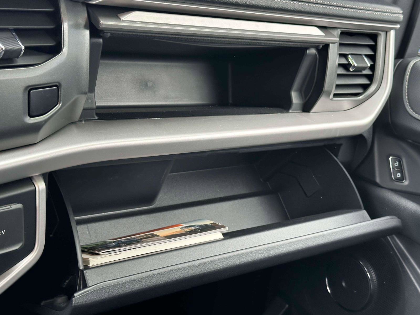 Used 2024 Ford Expedition XLT image 29