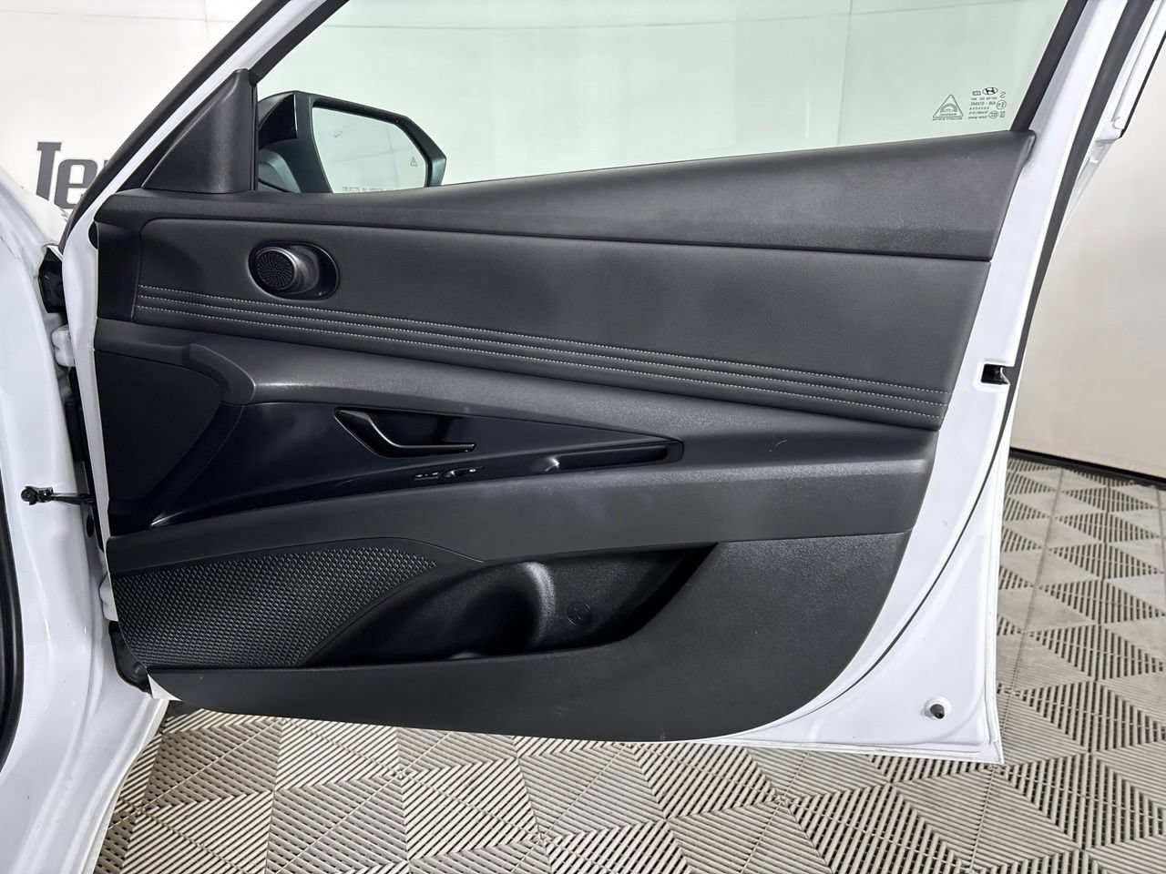 Used 2026 Hyundai Elantra Sport FWD image 28