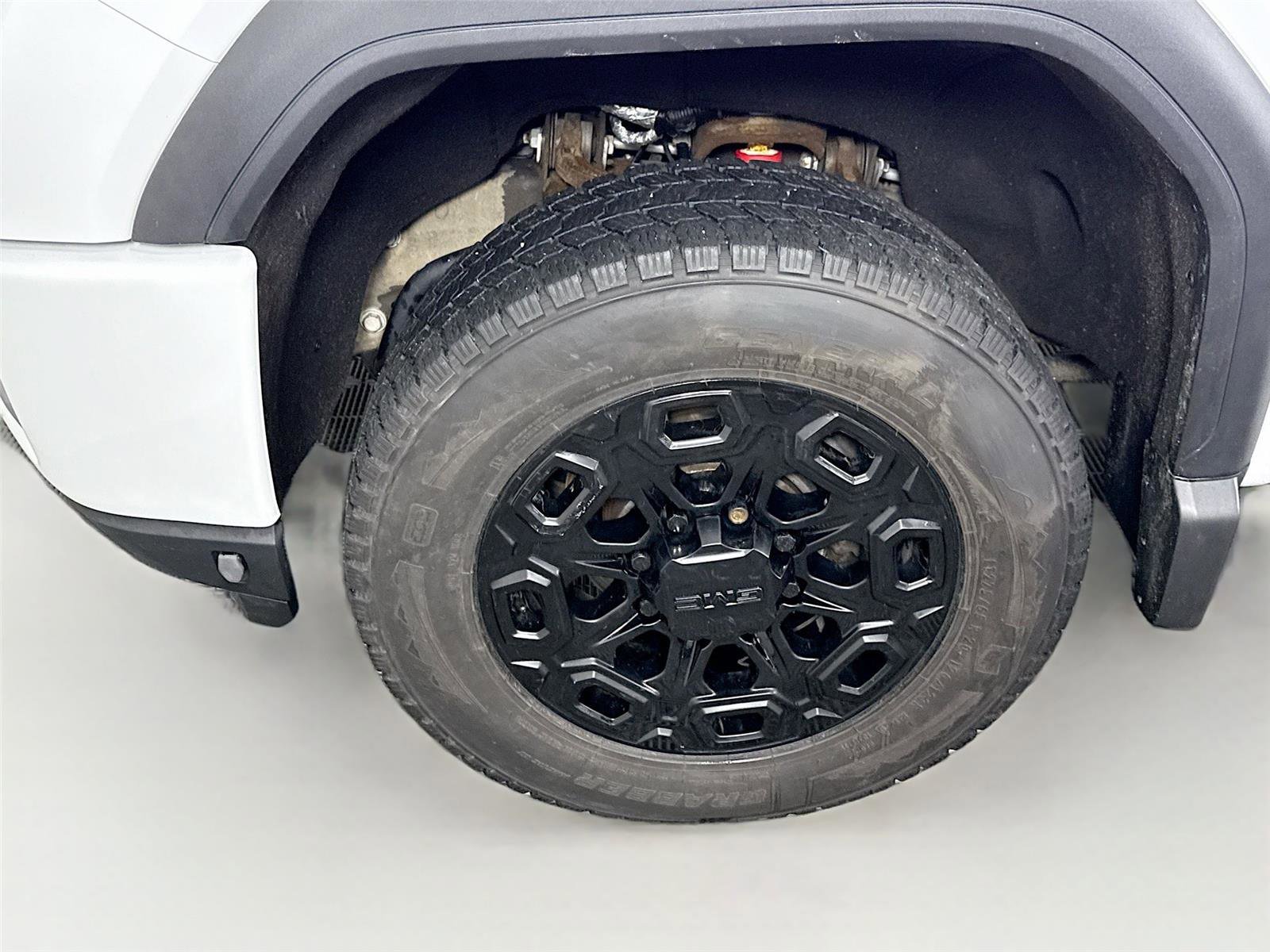 Used 2020 GMC Sierra 3500 AT4 w/ AT4 Premium Package image 26