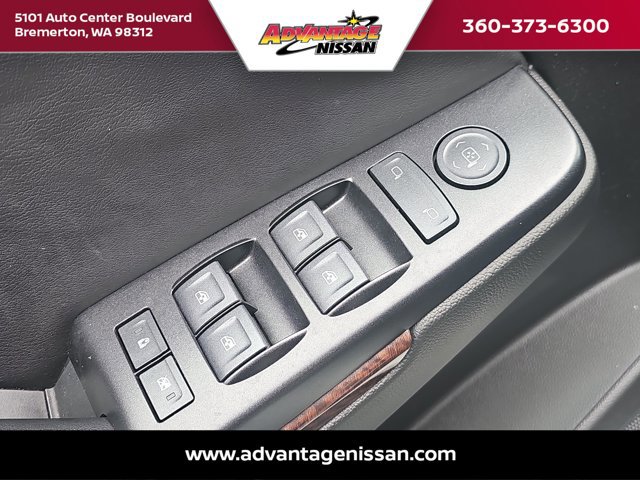 Used 2018 GMC Yukon SLE image 9