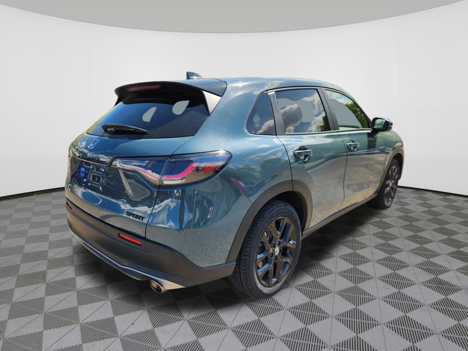 Certified 2024 Honda HR-V Sport image 4