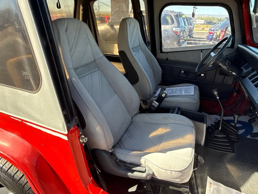 Used 1994 Jeep Wrangler SE AWD/4WD image 15