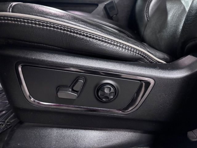 Used 2022 RAM 1500 Limited w/ Off-Road Group image 11