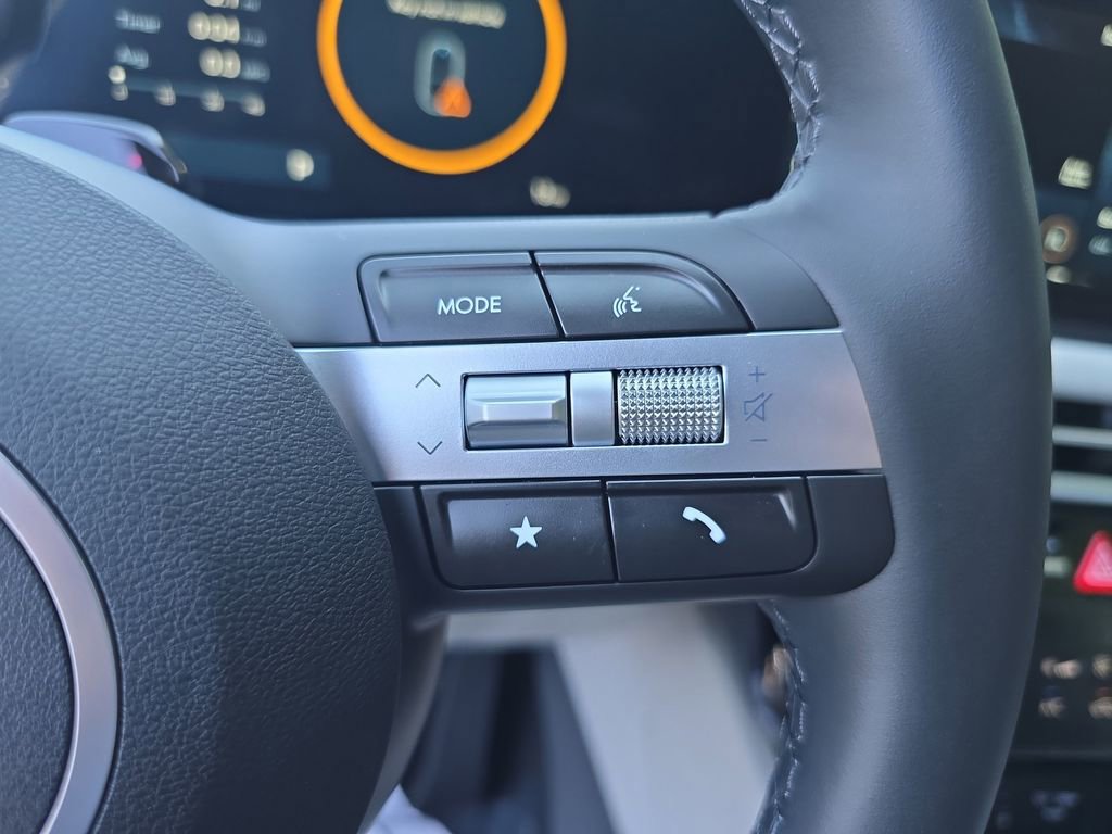 Used 2026 Hyundai Tucson SEL FWD image 19