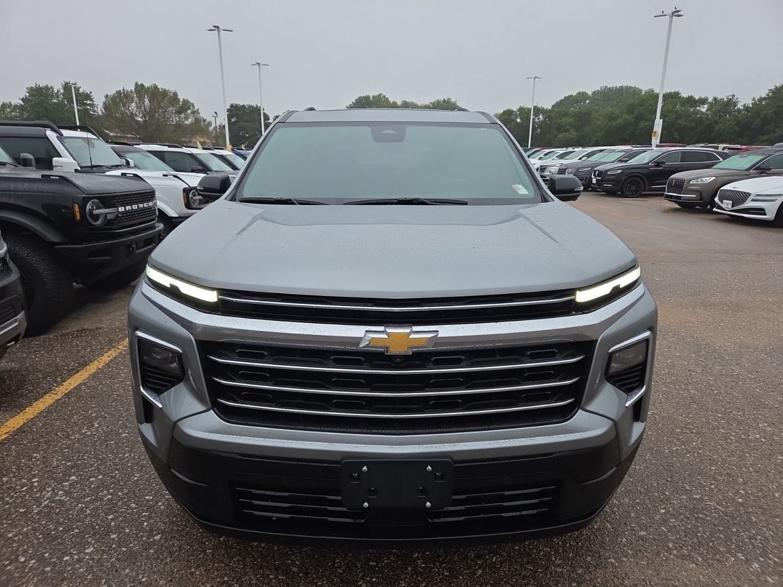 Used 2026 Chevrolet Traverse High Country AWD/4WD image 7