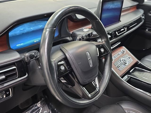 Certified 2023 Lincoln Aviator Reserve w/ Equipment Group 201A image 12