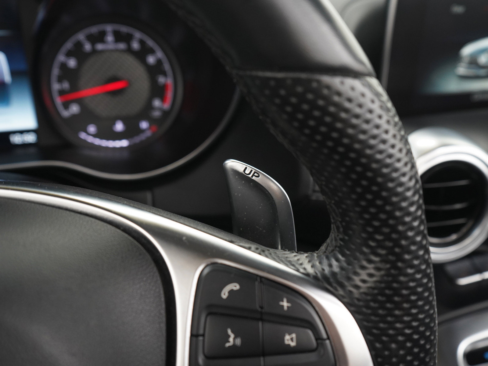 Used 2019 Mercedes-Benz AMG GT Roadster image 24
